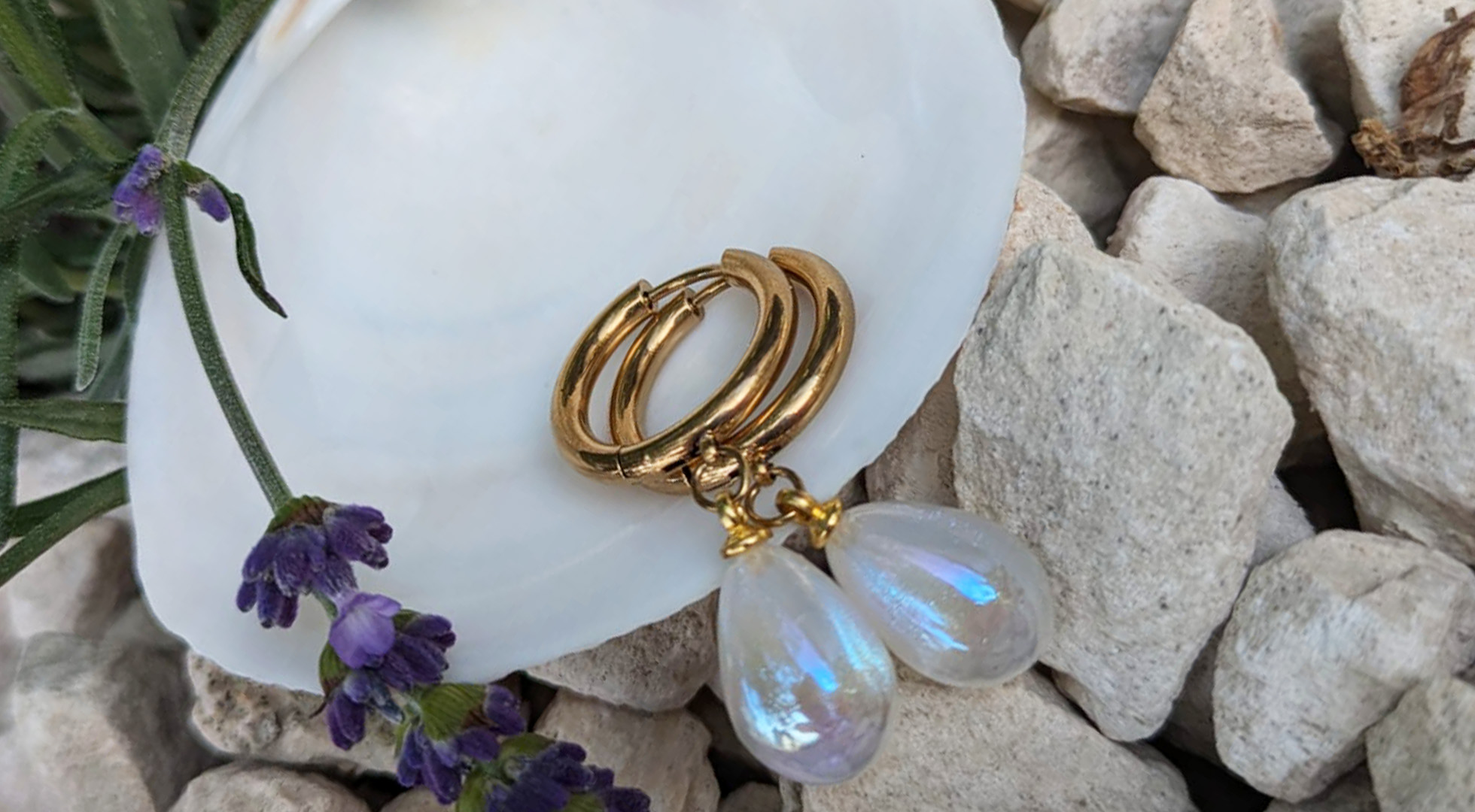 indie rose jewellery, 18k gold PVD, 316L stainless steel, hypoallergenic, waterproof and Tarnish free