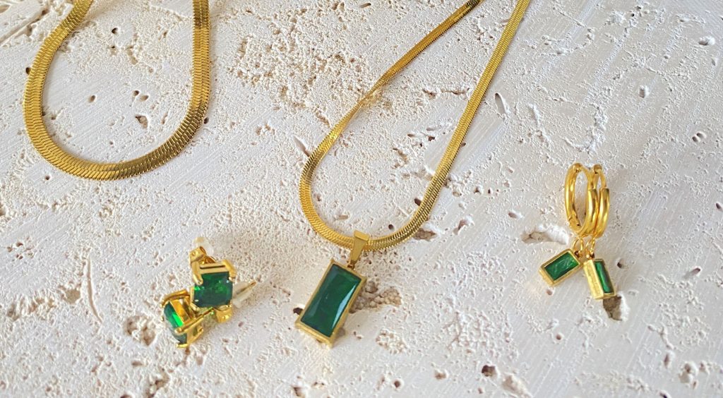 indie rose jewellery, 18k gold PVD, 316L stainless steel, hypoallergenic, waterproof and Tarnish free