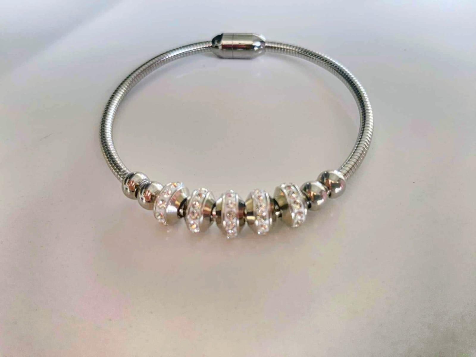 Cubic Zirconia Bead Bracelet with Magnetic Clasp